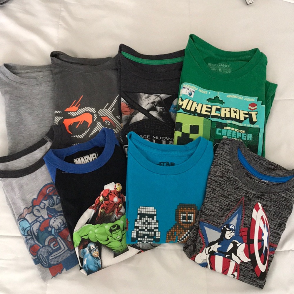 Lot of 8 boys Character T shirts